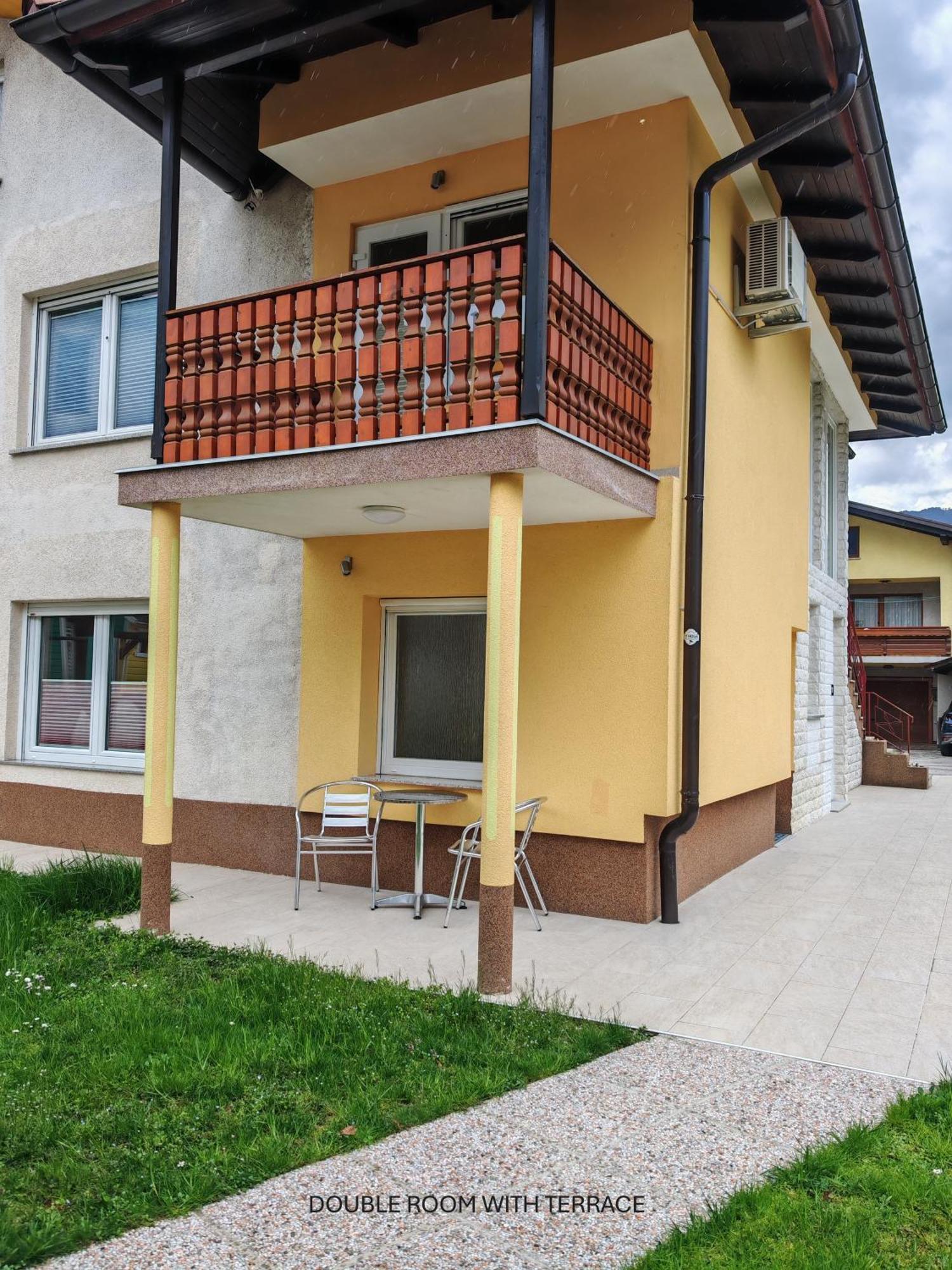 Apartment And Room Anica Tolmin Extérieur photo